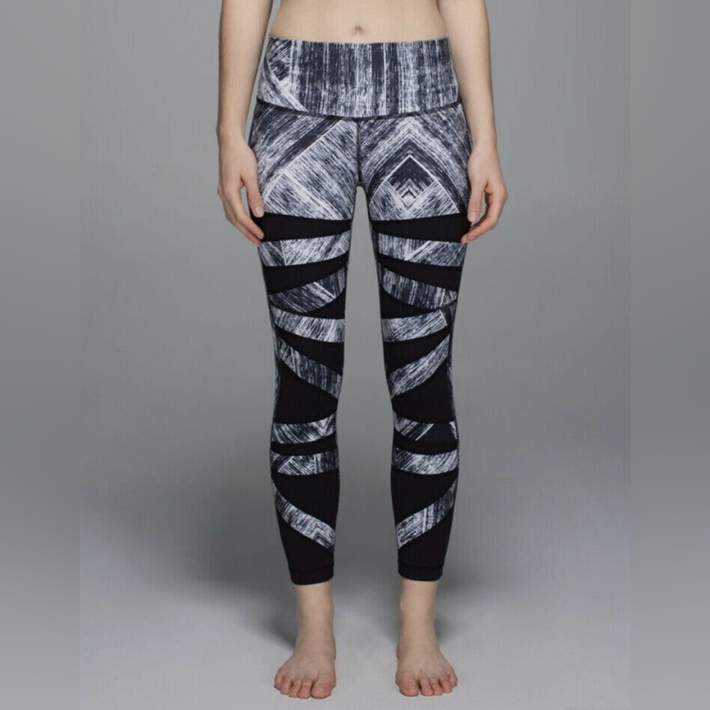 lululemon athletica Black and Gray Geometric Leggings